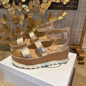 Steve Madden “Kirsten” Platform Sandals